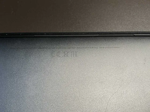 Apple macbook pro 15 inch (a2141) laptop - afbeelding 7 van  7