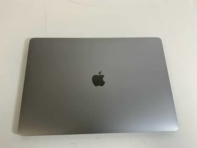 Apple macbook pro 15.4", core(tm) i7 6th gen, 16 gb ram, 500 gb nvme, amd radeon pro 460 4 gb laptop - afbeelding 6 van  6