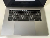 Apple macbook pro 15.4”, core(tm) i7 7th gen, 16 gb ram, 1 tb nvme, amd radeon pro 560 4 gb laptop - afbeelding 4 van  6