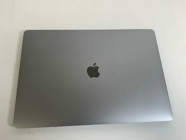 Apple macbook pro 15.4", core(tm) i7 7th gen, 16 gb ram, 500 gb nvme, amd radeon pro 560 4 gb laptop - afbeelding 5 van  6