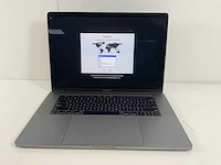 Apple macbook pro 15.4", core(tm) i7 8e generatie, 32 gb ram, 500 gb nvme, amd radeon pro 560 x 4 gb laptop