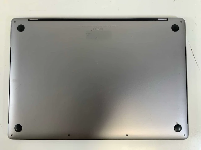 Apple macbook pro 15.4", core(tm) i7 8e generatie, 32 gb ram, 500 gb nvme, amd radeon pro 560 x 4 gb laptop - afbeelding 6 van  7