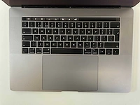 Apple macbook pro 15,4”, core(tm) i7 8th gen, 32 gb ram, 250 gb nvme, amd radeon pro 560x 4 gb laptop - afbeelding 4 van  8