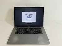 Apple macbook pro 15.4", core(tm) i7 8th gen, 32 gb ram, 251 gb nvme, amd radeon pro 555x 4 gb laptop - afbeelding 5 van  6