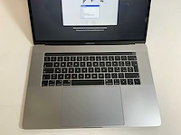 Apple macbook pro 15.4", core(tm) i7 8th gen, 32 gb ram, 251 gb nvme, amd radeon pro 555x 4 gb laptop - afbeelding 4 van  6