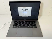 Apple macbook pro 15.4”, core(tm) i7 8th gen, 32 gb ram, 251 gb nvme, amd radeon pro 555x 4 gb laptop - afbeelding 1 van  7