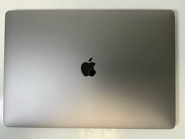 Apple macbook pro 15.4”, core(tm) i7 8th gen, 32 gb ram, 251 gb nvme, amd radeon pro 555x 4 gb laptop - afbeelding 5 van  7