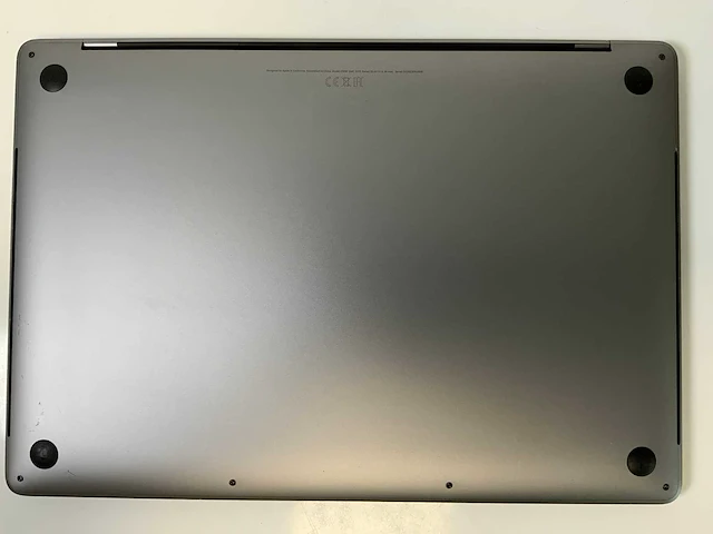 Apple macbook pro 15.4”, core(tm) i7 8th gen, 32 gb ram, 251 gb nvme, amd radeon pro 555x 4 gb laptop - afbeelding 6 van  7