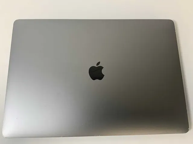 Apple macbook pro 15.4”, core(tm) i7 8th gen, 32 gb ram, 251 gb nvme, amd radeon pro 555x laptop - afbeelding 5 van  6