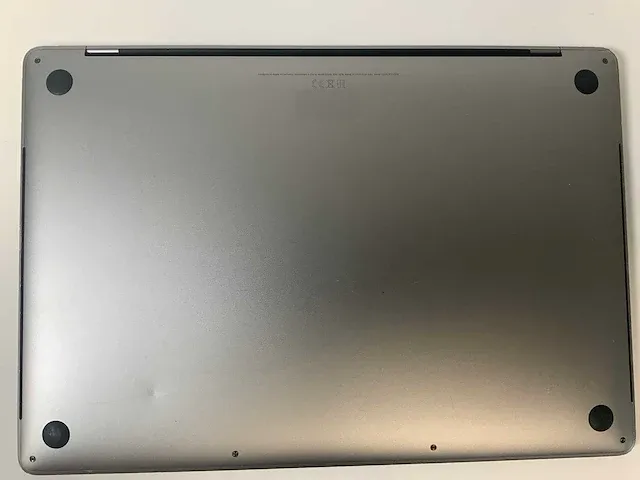 Apple macbook pro 15.4”, core(tm) i7 8th gen, 32 gb ram, 251 gb nvme, amd radeon pro 555x laptop - afbeelding 6 van  6