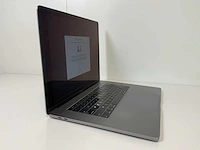 Apple macbook pro 15.4”, core(tm) i7 8th gen, 32 gb ram, 251 gb nvme, amd radeon rx pro 555x 4 gb laptop - afbeelding 2 van  7