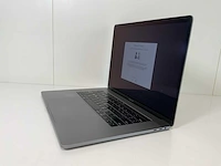 Apple macbook pro 15.4”, core(tm) i7 8th gen, 32 gb ram, 251 gb nvme, amd radeon rx pro 555x 4 gb laptop - afbeelding 3 van  7