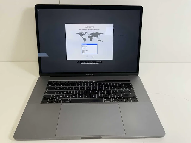 Apple macbook pro 15.4", core(tm) i7 8th gen, 32 gb ram, 500 gb nvme, amd radeon pro 560x 4 gb laptop - afbeelding 1 van  7