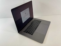 Apple macbook pro 15,4”, core(tm) i7 9th gen, 16 gb ram, 251 gb nvme, amd radeon pro 560x 4 gb laptop - afbeelding 2 van  7