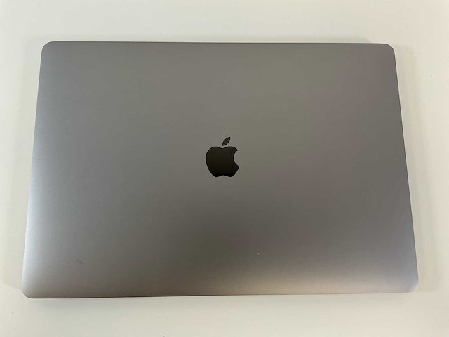Apple macbook pro 15,4”, core(tm) i7 9th gen, 16 gb ram, 251 gb nvme, amd radeon pro 560x 4 gb laptop - afbeelding 5 van  7