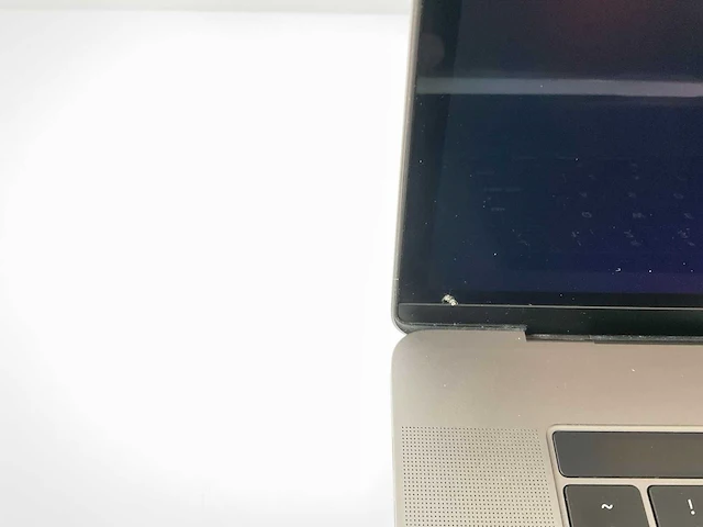 Apple macbook pro 15,4”, core(tm) i7 9th gen, 16 gb ram, 500 gb nvme, amd radeon pro 555x 4 gb laptop - afbeelding 8 van  8