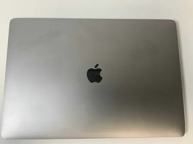 Apple macbook pro 15.4”, core(tm) i7 9th gen, 32 gb ram, 251 gb nvme, amd radeon pro 555x 4 gb laptop - afbeelding 5 van  6