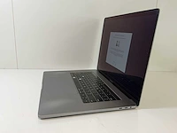 Apple macbook pro 15.4”, core(tm) i7 9th gen, 32 gb ram, 251 gb nvme, amd radeon pro 555x 4 gb laptop - afbeelding 3 van  7