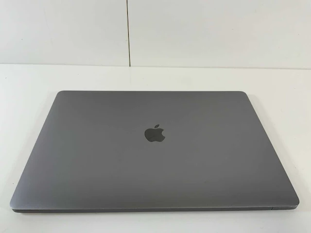 Apple macbook pro 15.4", core(tm) i7 9th gen, 32 gb ram, 500 gb nvme, amd radeon pro 560x 4 gb laptop - afbeelding 5 van  7
