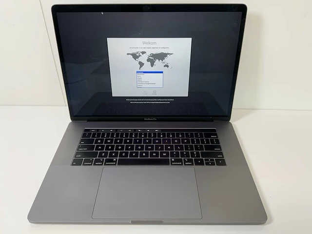 Apple macbook pro 15.4”, core(tm) i9 8th gen, 16 gb ram, 1 tb nvme, amd radeon pro 560x 4 gb laptop - afbeelding 1 van  6