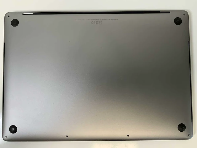 Apple macbook pro 15.4”, core(tm) i9 8th gen, 16 gb ram, 1 tb nvme, amd radeon pro 560x 4 gb laptop - afbeelding 6 van  6
