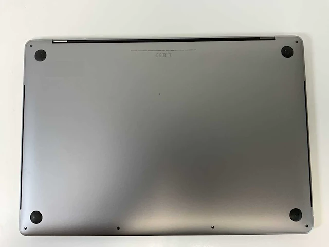 Apple macbook pro 15.4”, core(tm) i9 8th gen, 16 gb ram, 1 tb nvme, amd radeon rx pro 560x 4 gb laptop - afbeelding 6 van  7