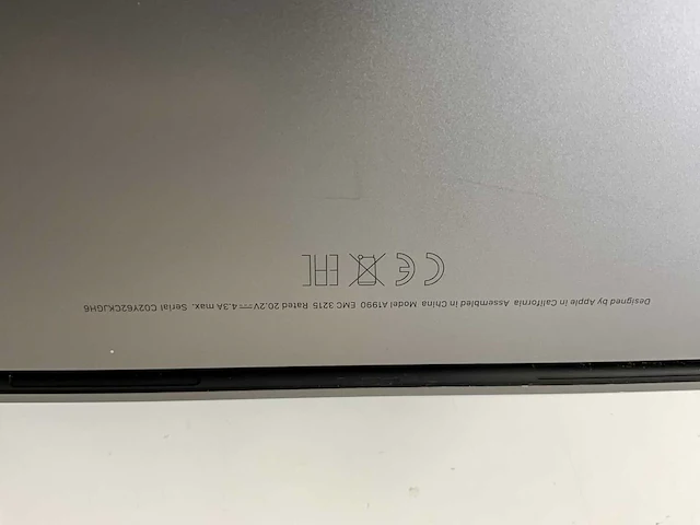 Apple macbook pro 15.4”, core(tm) i9 8th gen, 16 gb ram, 1 tb nvme, amd radeon rx pro 560x 4 gb laptop - afbeelding 7 van  7