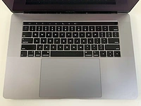 Apple macbook pro 15.4", core(tm) i9 8th gen, 16 gb ram, 500 gb nvme, amd radeon rx pro 560x 4 gb laptop - afbeelding 4 van  7