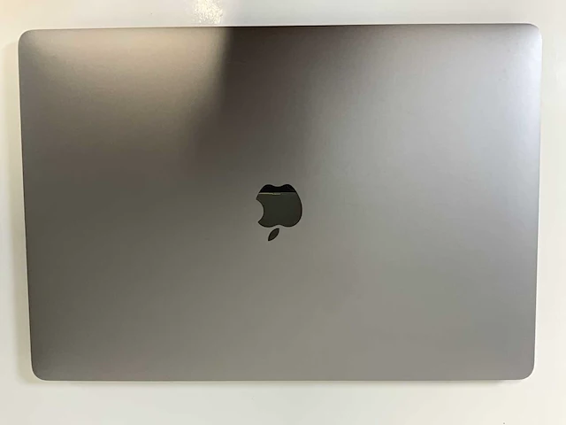 Apple macbook pro 15.4”, core(tm) i9 8th gen, 16 gb ram, 500 gb nvme, amd radeon rx pro 560x 4 gb laptop - afbeelding 5 van  7