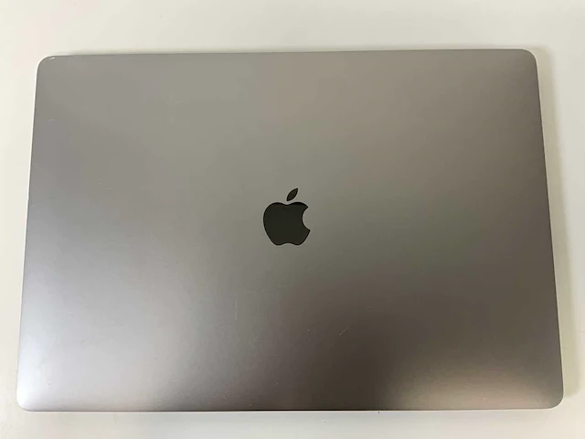 Apple macbook pro 15.4”, core(tm) i9 8th gen, 16 gb ram, 500 gb nvme, amd radeon rx pro 560x 4 gb laptop - afbeelding 5 van  7