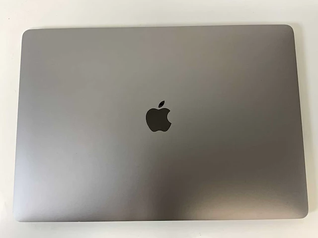 Apple macbook pro 15.4”, core(tm) i9 8th gen, 16 gb ram, 500 gb nvme, amd radeon rx pro 560x 4 gb laptop - afbeelding 5 van  7