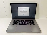 Apple macbook pro 15.4”, core(tm) i9 8th gen, 16 gb ram, 500 gb nvme, amd radeon rx pro 560x 4 gb laptop - afbeelding 1 van  8
