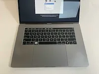 Apple macbook pro 15.4", core(tm) i9 8th gen, 32 gb ram, 500 gb nvme, amd radeon pro 560x 4 gb laptop - afbeelding 2 van  6