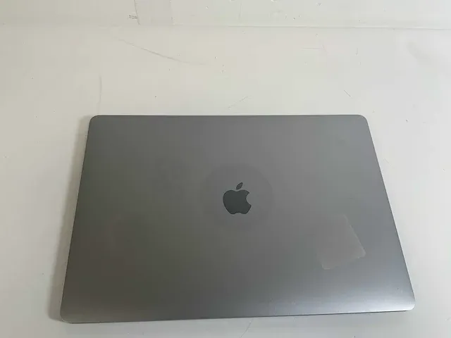 Apple macbook pro 15.4", core(tm) i9 8th gen, 32 gb ram, 500 gb nvme, amd radeon pro 560x 4 gb laptop - afbeelding 6 van  6