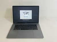 Apple macbook pro 15.4", core(tm) i9 8th gen, 32 gb ram, 500 gb nvme, amd radeon pro 560x 4 gb laptop - afbeelding 1 van  6