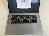 Apple macbook pro 15.4", core(tm) i9 8th gen, 32 gb ram, 500 gb nvme, amd radeon pro 560x 4 gb laptop - afbeelding 3 van  6