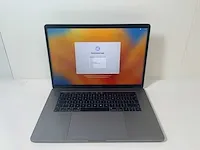 Apple macbook pro 15.4”, core(tm) i9 8th gen, 32 gb ram, 500 gb nvme, amd radeon pro 560x 4 gb laptop