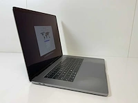 Apple macbook pro 15.4”, core(tm) i9 8th gen, 32 gb ram, 500 gb nvme, amd radeon pro 560x 4 gb laptop - afbeelding 2 van  9