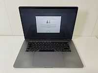 Apple macbook pro 15.4”, core(tm) i9 8th gen, 32 gb ram, 500 gb nvme, amd radeon pro 560x 4 gb laptop - afbeelding 1 van  7