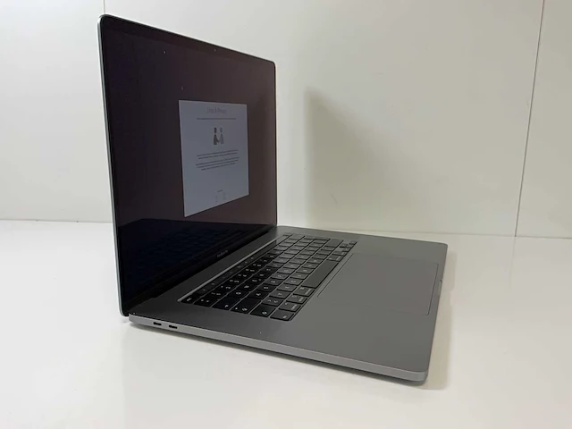 Apple macbook pro 15.4”, core(tm) i9 9th gen, 16 gb ram, 1 tb nvme, amd radeon rx pro 5500m 4 gb laptop - afbeelding 2 van  7