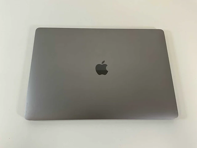 Apple macbook pro 15,4”, core(tm) i9 9th gen, 16 gb ram, 500 gb nvme, amd radeon pro 560x 4 gb laptop - afbeelding 5 van  7