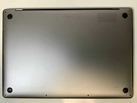 Apple macbook pro 15,4", hexacore i9, 16 gb ram, 1 tb ssd, amd radeon pro 560 x 4 gb laptop - afbeelding 7 van  8