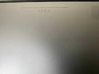 Apple macbook pro 15,4", hexacore i9, 16 gb ram, 1 tb ssd, amd radeon pro 560 x 4 gb laptop - afbeelding 8 van  8