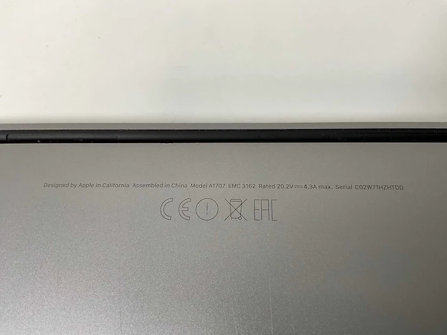 Apple macbook pro 15.4”, quadcore i7, 16 gb ram, 1 tb ssd, amd radeon pro 560 4 gb laptop - afbeelding 7 van  7