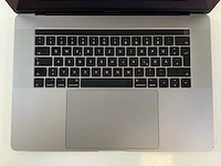 Apple macbook pro 15.5", core(tm) i7 7th gen, 16 gb ram, 500 gb nvme, amd radeon rx pro 560x 4 gb laptop - afbeelding 4 van  7