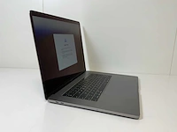 Apple macbook pro 15.5”, hexcore i7, 16 gb ram, 512 gb ssd, amd radeon pro 555x 4gb laptop - afbeelding 2 van  7