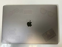 Apple macbook pro 15.5”, hexcore i7, 16 gb ram, 512 gb ssd, amd radeon pro 555x 4gb laptop - afbeelding 5 van  7