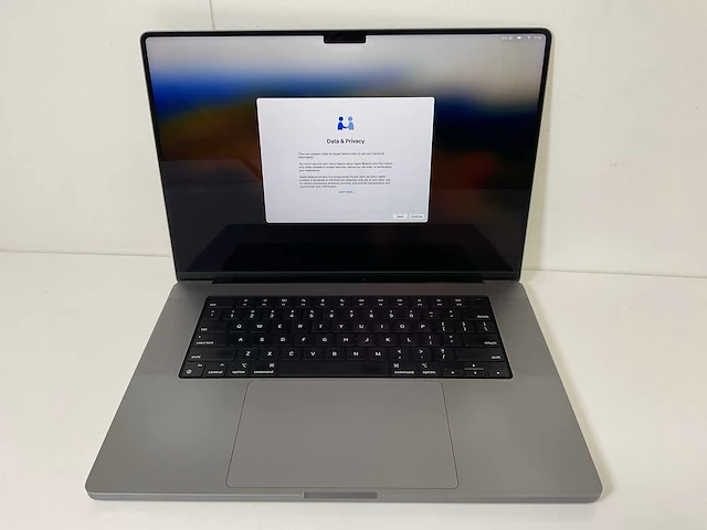 Apple macbook pro 16”, apple m1 pro, 16 gb ram, 512 gb ssd laptop - afbeelding 1 van  7