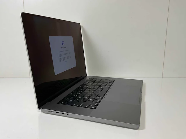 Apple macbook pro 16”, apple m1 pro, 16 gb ram, 512 gb ssd laptop - afbeelding 2 van  7