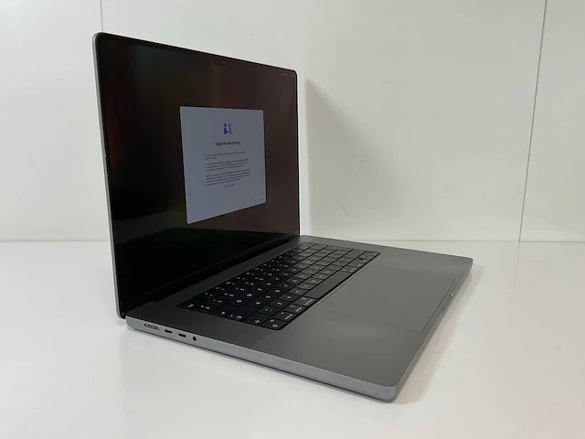 Apple macbook pro 16”, apple m1 pro, 32 gb ram, 500 gb nvme laptop - afbeelding 2 van  7